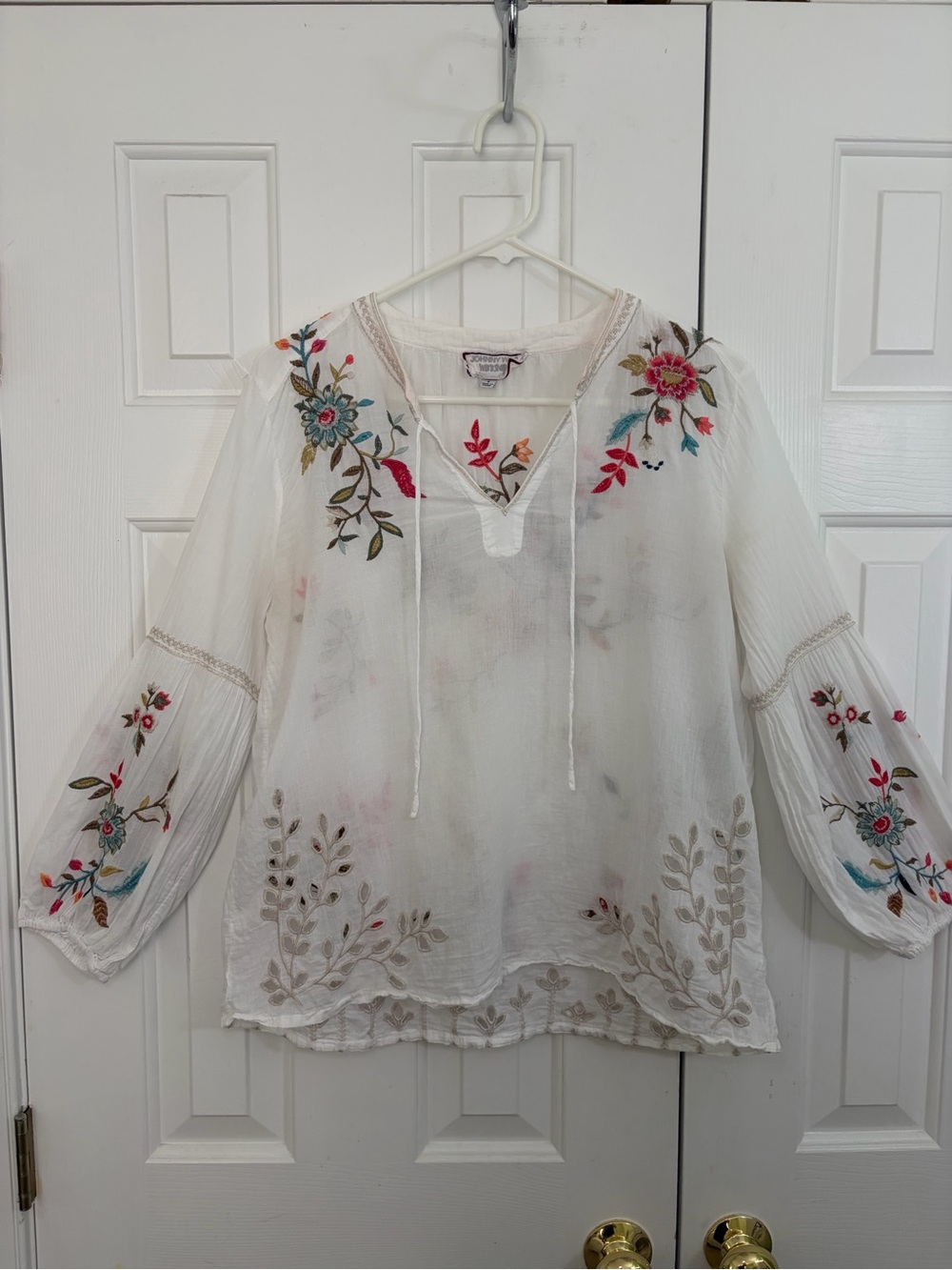 Johnny Was Floral Embroidered White Gauze Bohemian Tunic Blouse Small